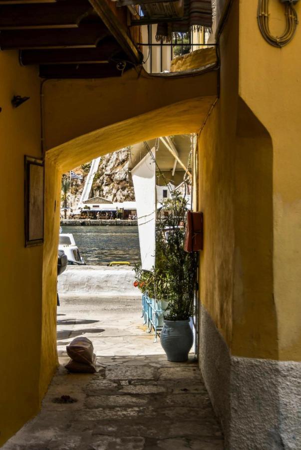 Stone Living Symi Central Apartments Extérieur photo