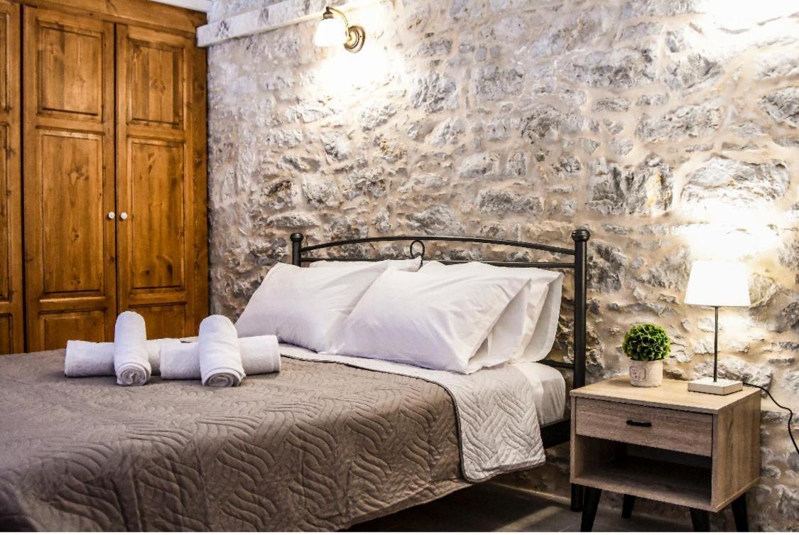 Stone Living Symi Central Apartments Extérieur photo